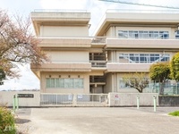 周辺環境:青梅市立新町小学校