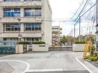 周辺環境:青梅市立第一中学校