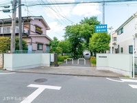 周辺環境:あきる野市立屋城小学校